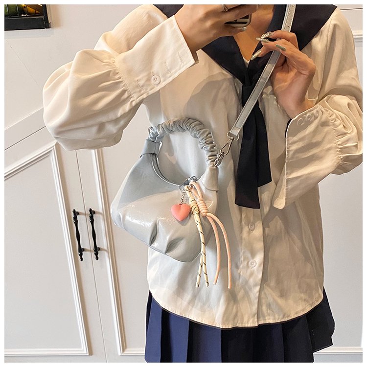 PU Cloud Crossbody Bag with Zipper Closure Summer 2025 - Image 3